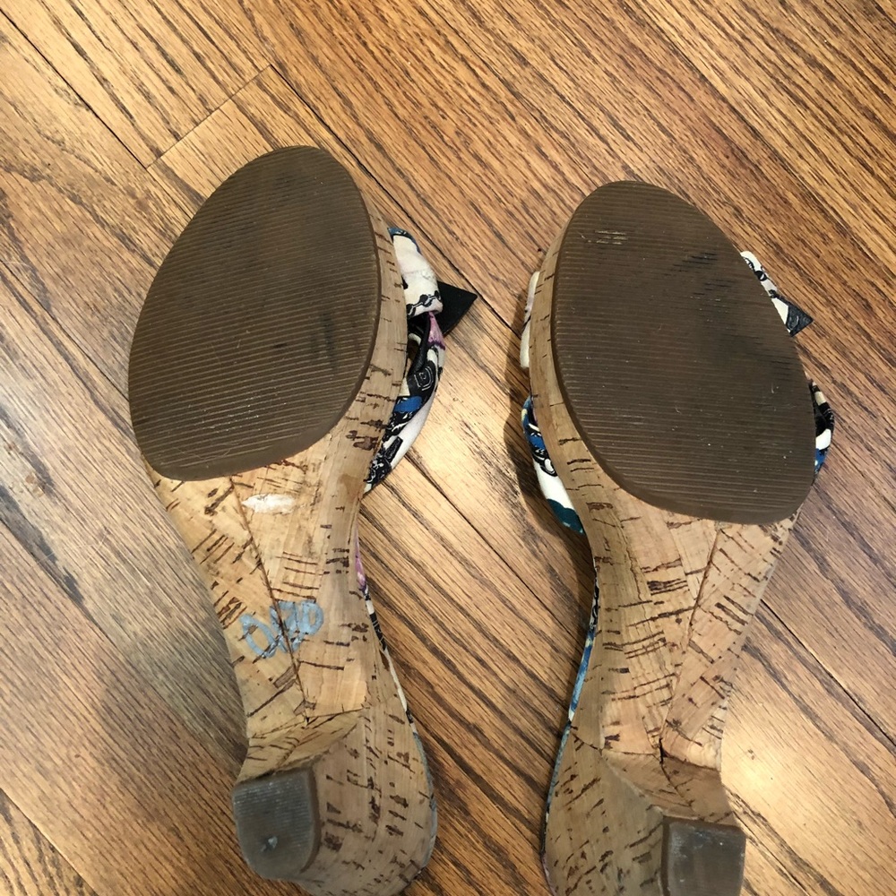 Coach Sandals - Picture 5 of 5